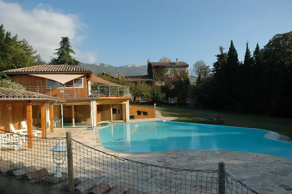 Domaine Du Tisserand contacts